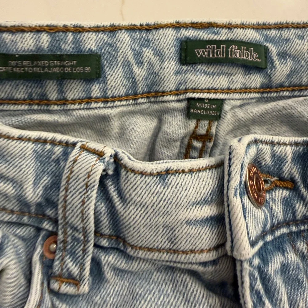 Wild Fable 90s Relaxed Straight Distressed Light Wash Jeans Womens Size 4‎ Blue